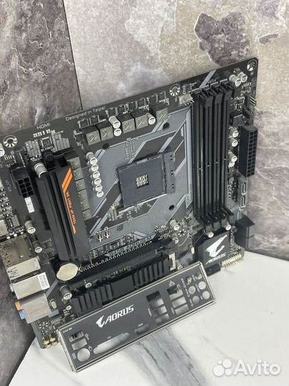 Материнская плата Gigabyte B450 Aorus M
