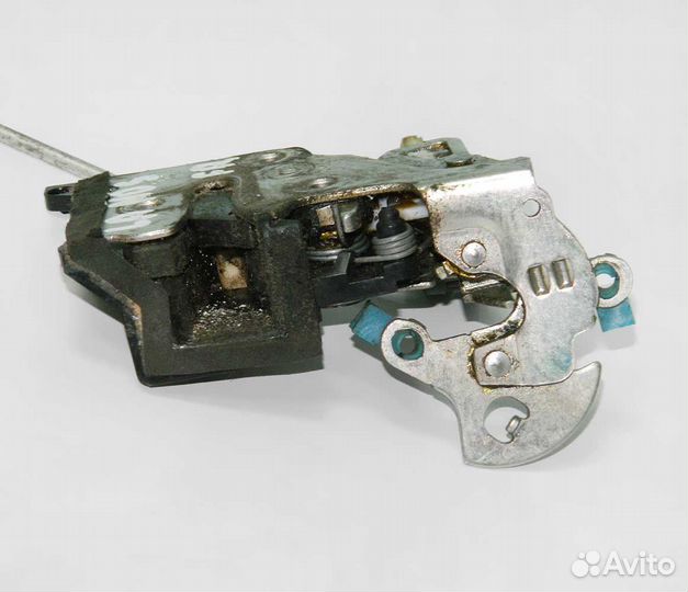 Замок передней правой двери Chevrolet Lanos