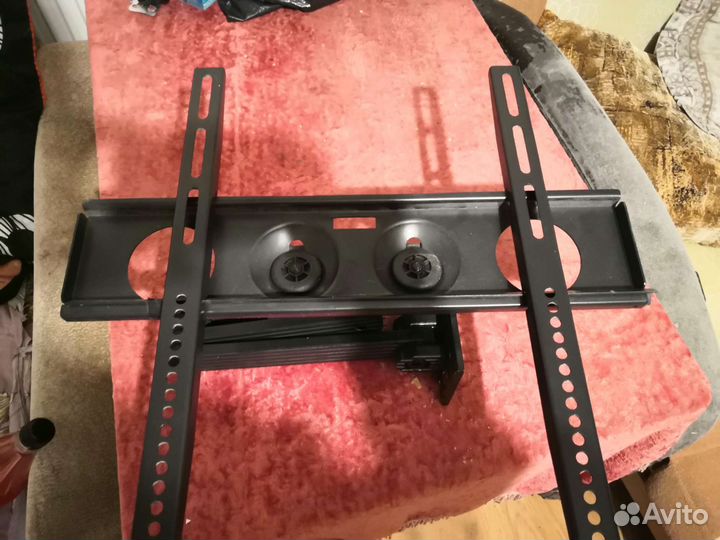 Кронштейн для телевизора на стену