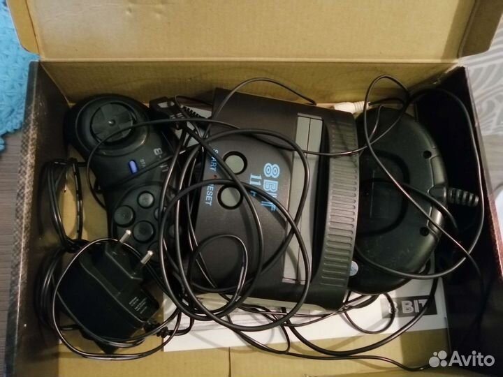 Игровая приставка 8 бит