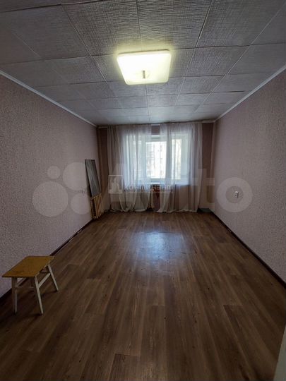 Комната 17,3 м² в 5-к., 2/5 эт.