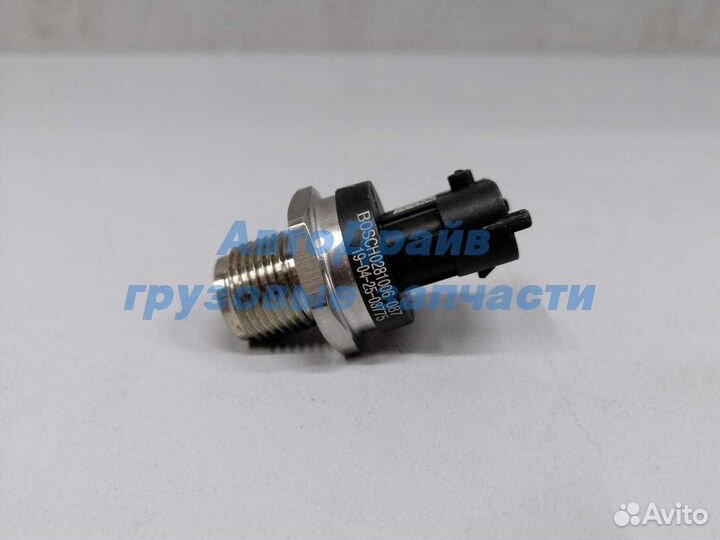 Датчик давления топлива Mitsubishi Canter 06-10