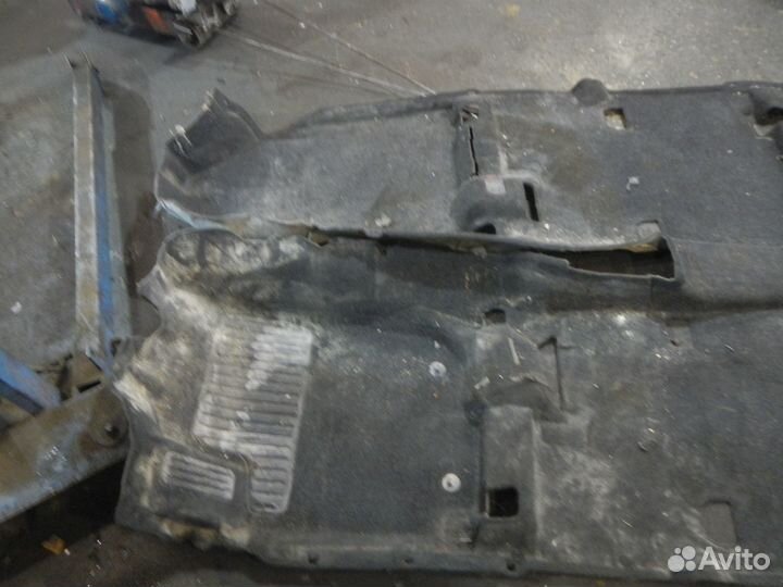 Покрытие напольное (ковролин) Toyota RAV4