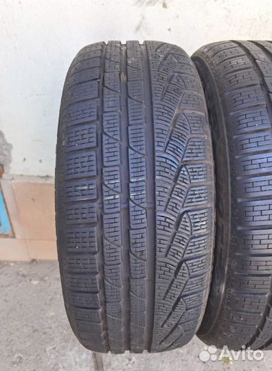 Pirelli Sottozero Winter 240 225/45 R18 95V