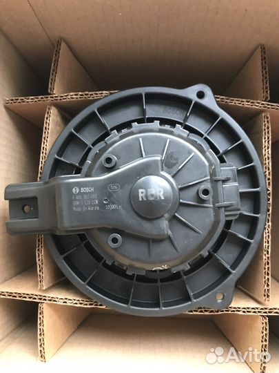 Моторчик печки solaris