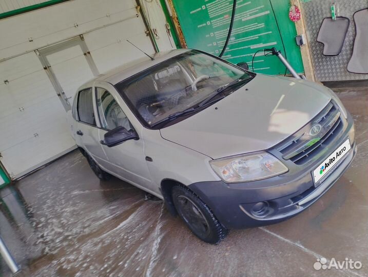 LADA Granta 1.6 МТ, 2013, 300 000 км