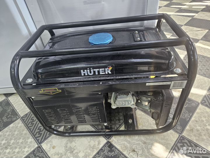 Бензогенератор Huter DY2500L