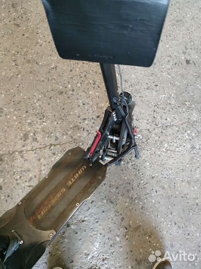 White siberia nerpa 2400 w kugoo электросамокат