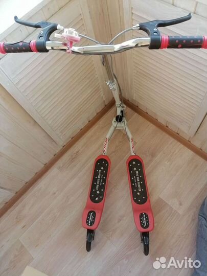 Инерционный самокат