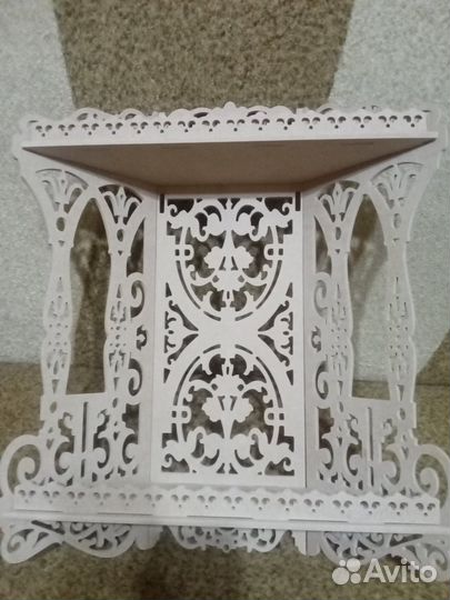 Полка для икон (иконостас)