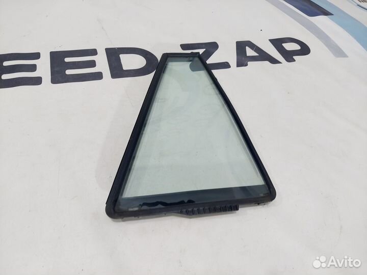 Стекло двери заднее правое Suzuki Grand Vitara