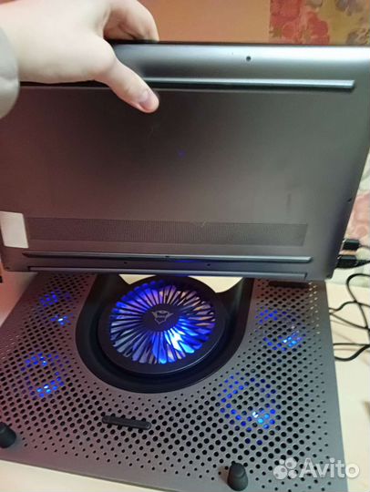 Ноутбук Honor magicbook pro