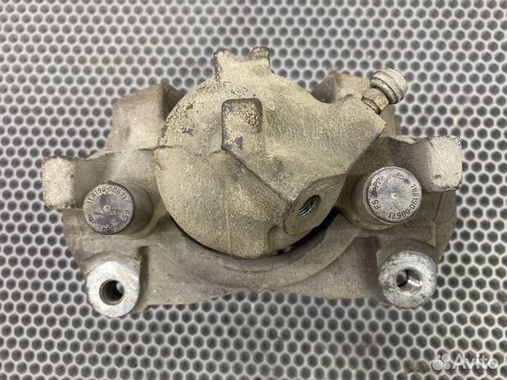 Б/У суппорт передний правый Renault Laguna KT0