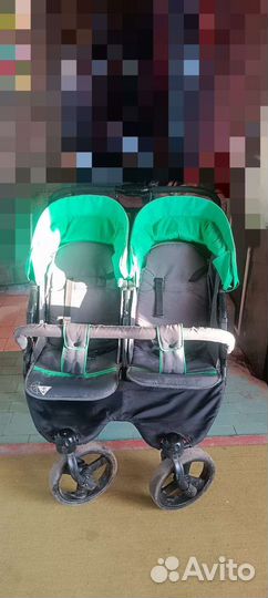 Коляска для двойни