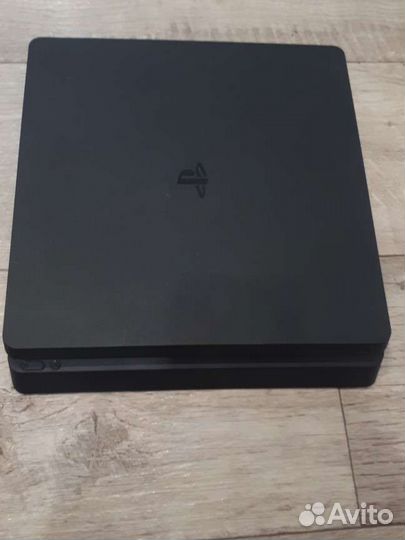 Sony PS4 slim