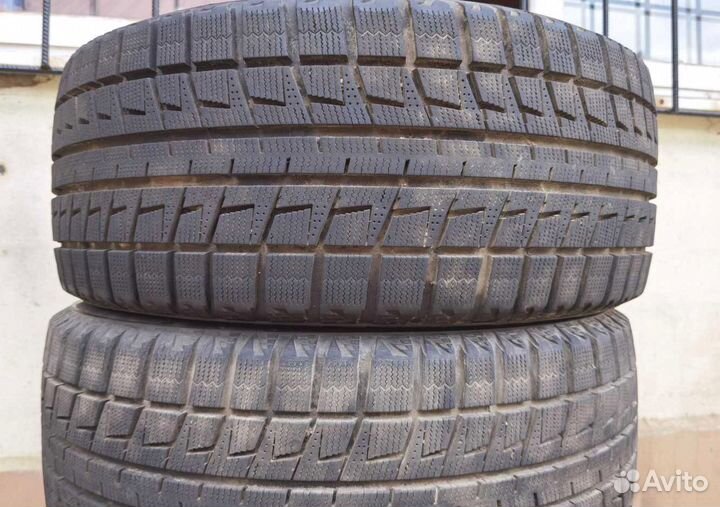 Bridgestone Blizzak Revo2 235/50 R18 98V