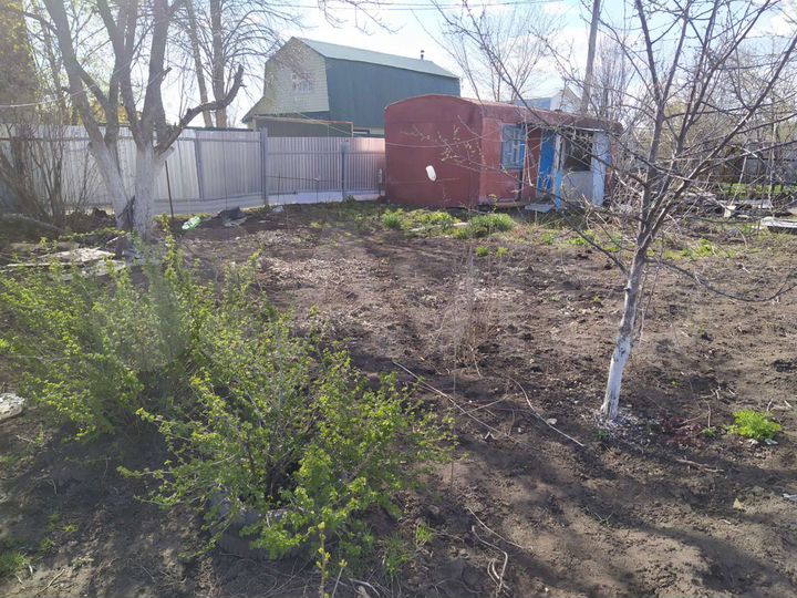 Дом 40 м² на участке 8,4 сот.