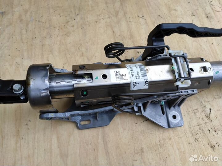 Рулевая колонка 13430747 на Opel Insignia