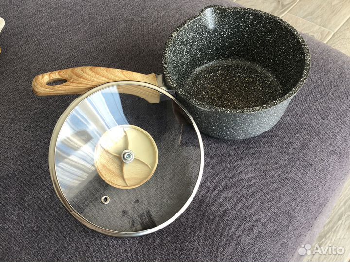 Ковшик тефлоновый новый