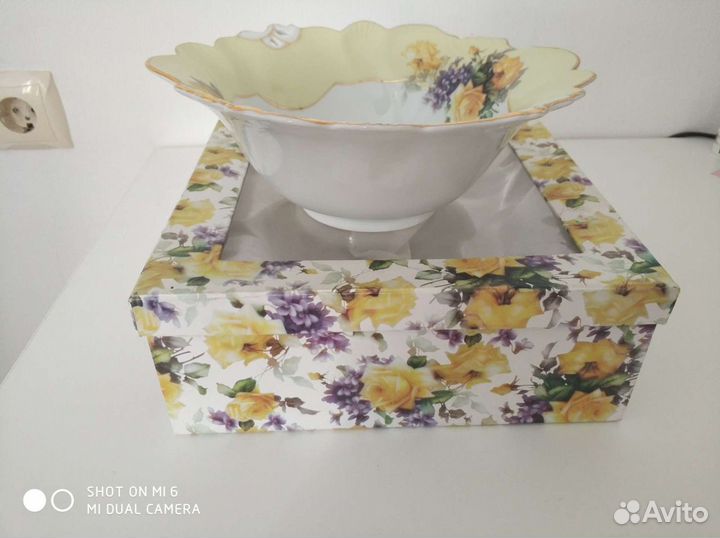 Салатник фарфоровый