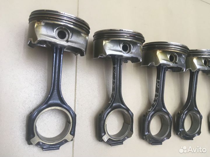 Поршень с шатуном m273 Mercedes W221 5.5