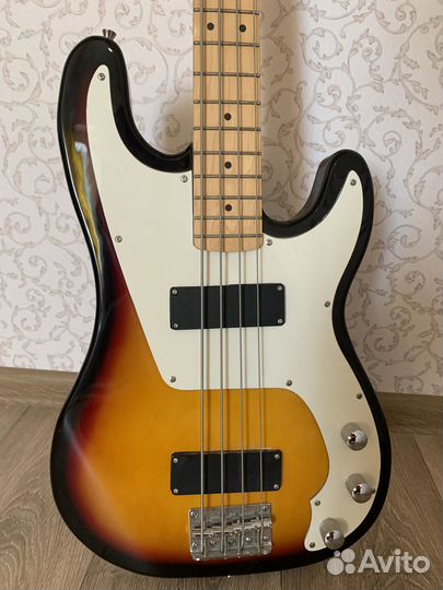 Басс гитара fender