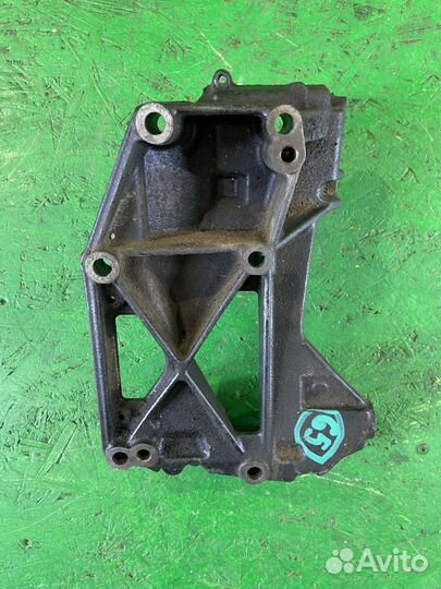 Кронштейн двигателя peugeot 607