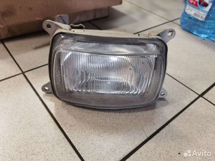 Фара Honda cbr1000f sc21