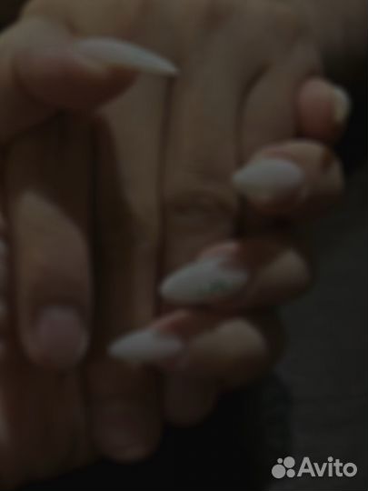 Маникюр педикюр