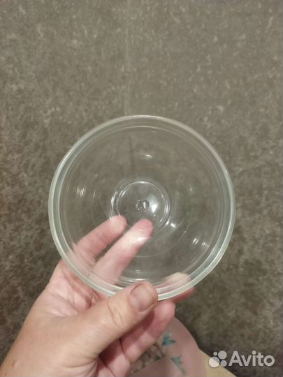 Тарелка, пиалы, соусник