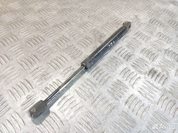 Амортизатор двери багажника Audi A6 c6 C6