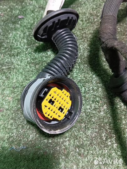 Проводка двери передней правой Citroen C5 2009