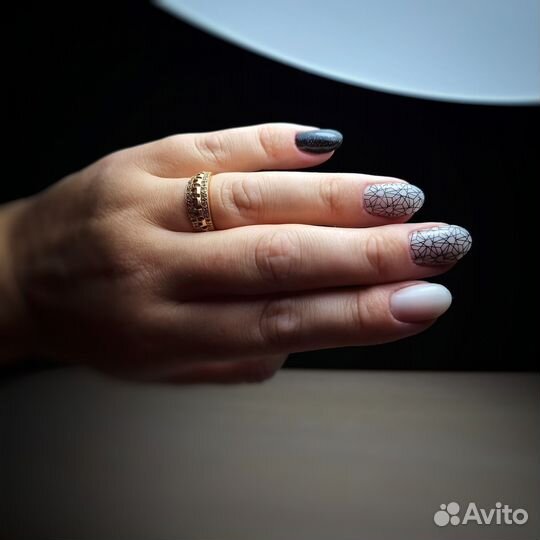 Маникюр, педикюр