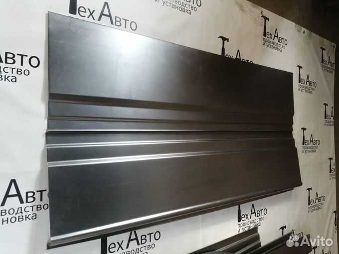 Элемент кузова над левым бортом Mercedes Sprinter