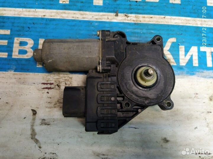 Мотор стеклоподъем. перед. лев. Ford Mondeo 00-07