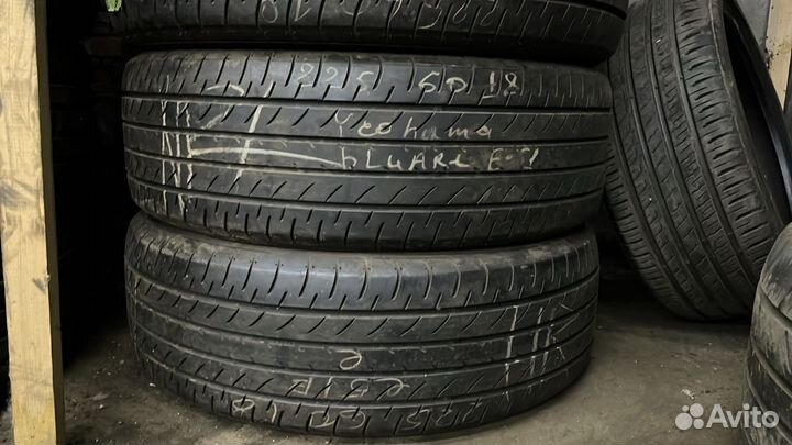 Yokohama BluEarth E51 225/60 R18 99V