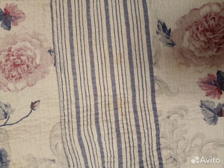 Покрывало на кровать цветы 200 на 150