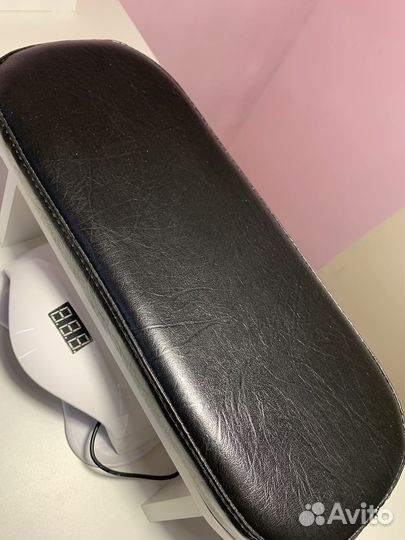 Маникюрная подставка для рук