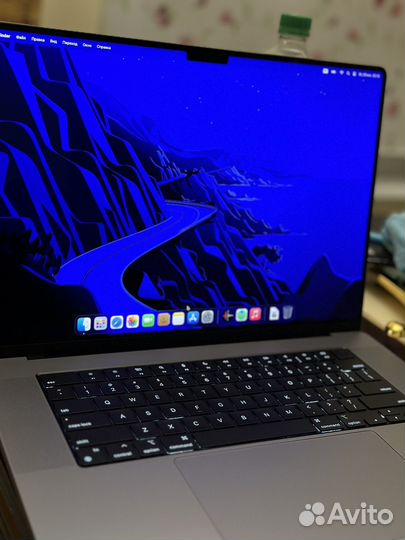 Macbook pro 16 m1 pro 1tb