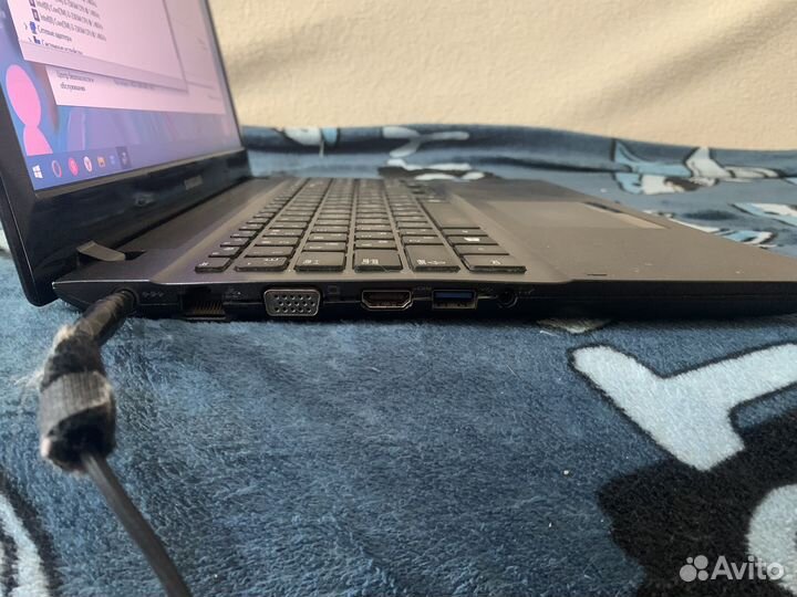 Ноутбук samsung i3 2365M 6gb HDD 500gb 710m