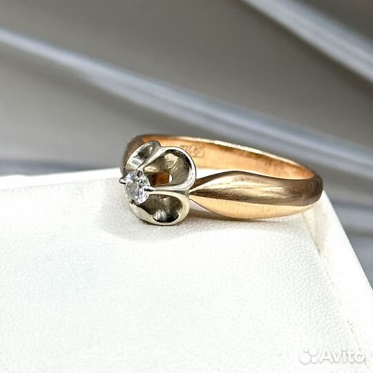 Золотое кольцо СССР тюльпан с бриллиантом 583