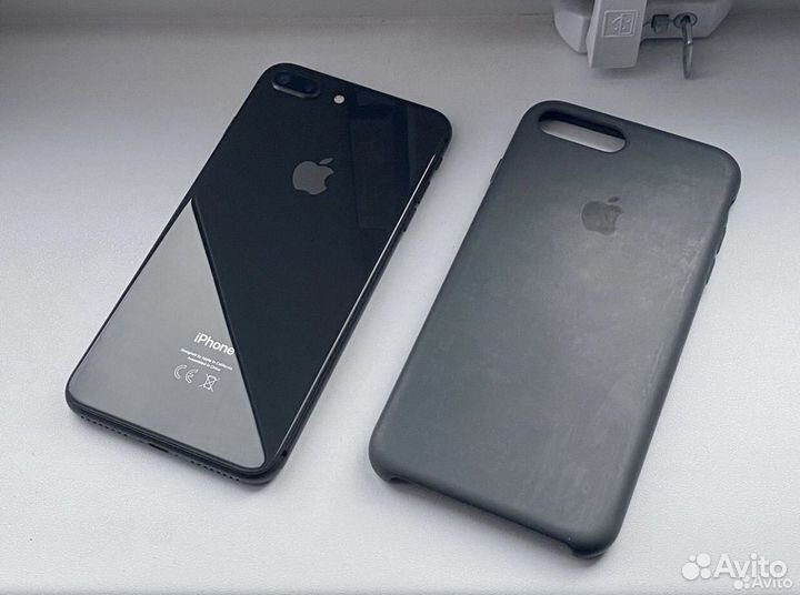 Телефон iPhone 8 plus