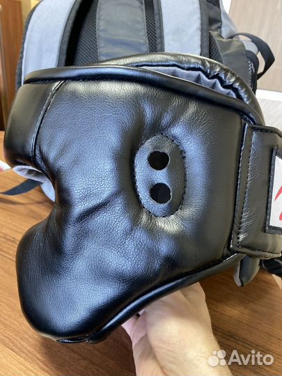 Боксерский шлем