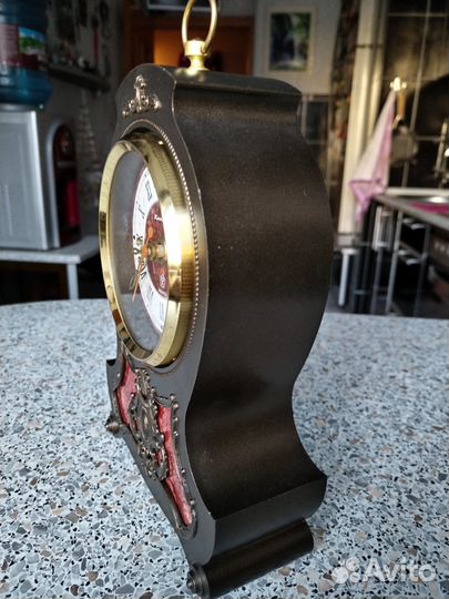 Часы винтажные кварцевые Янтарь СССР