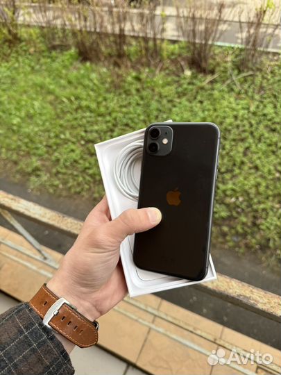 iPhone 11, 128 ГБ