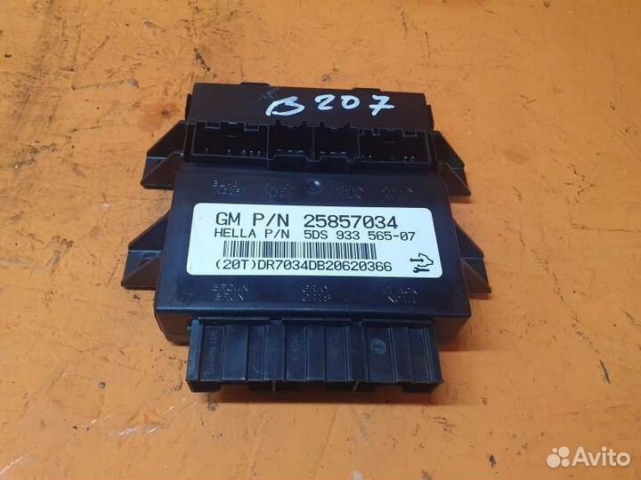 Блок управления сиденьями Cadillac Cts 3.6 2008