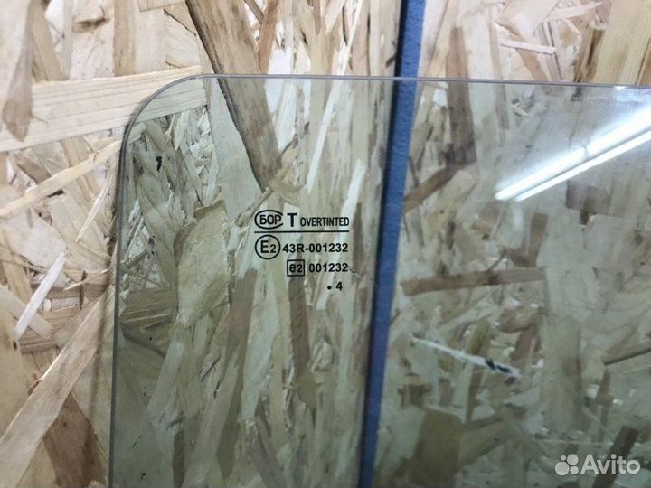 Стекло двери заднее левое LADA Kalina 2 хетчбек