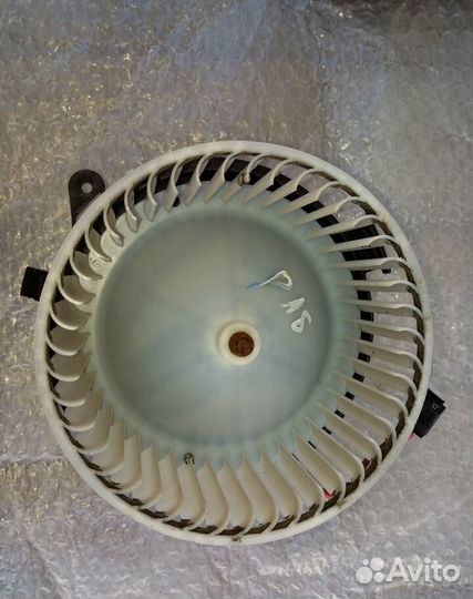 Моторчик печки мерседес С 204 Е 212