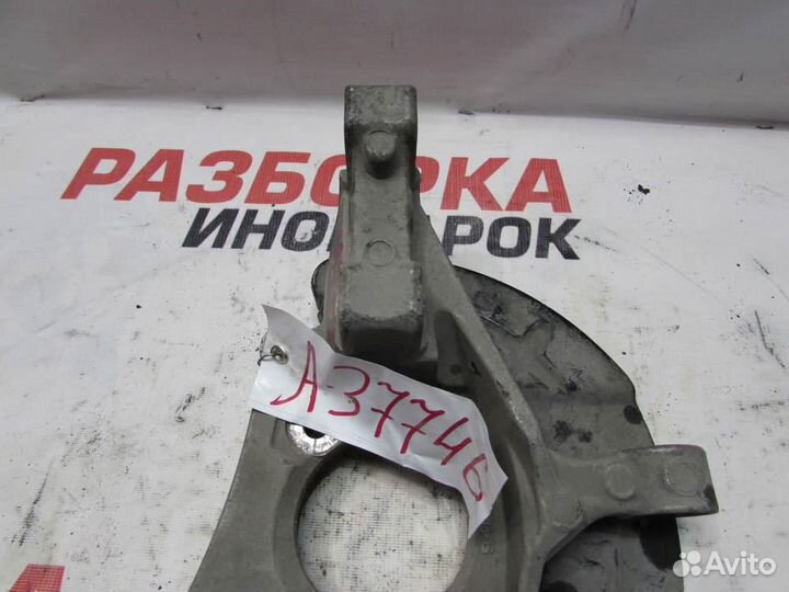 Кулак поворотный передний правый для Volvo XC70 1