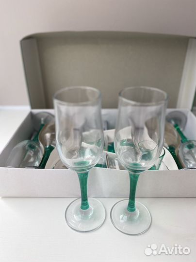Бокалы фужеры рюмки